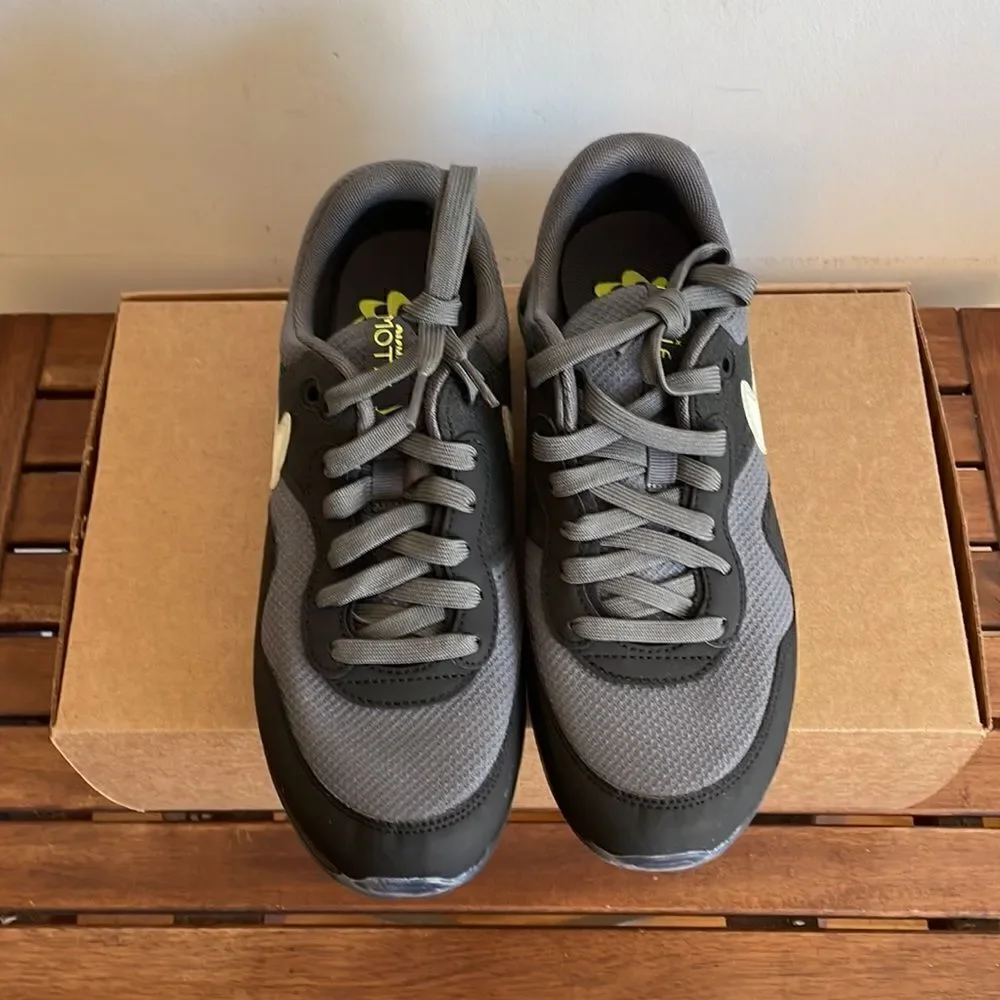 Nike Air Max Motif NN(GS) Iron Grey Volt Kid Size 6Y(DZ5630-001)